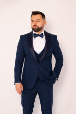 Costum Mire & Nas Albastru Închis Rever cu Detaliu Detașabil - imagine 3