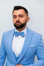Costum Mire & Nas Albastru Deschis Rever cu Detaliu Detașabil - imagine 4